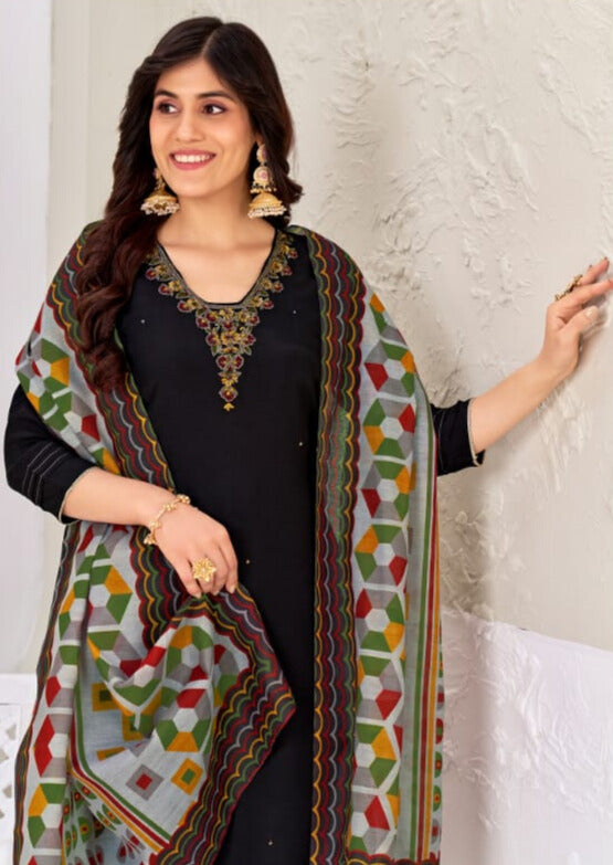 Classic Black Elegance – Handworked Kurti Pant Set with Printed Dupatta