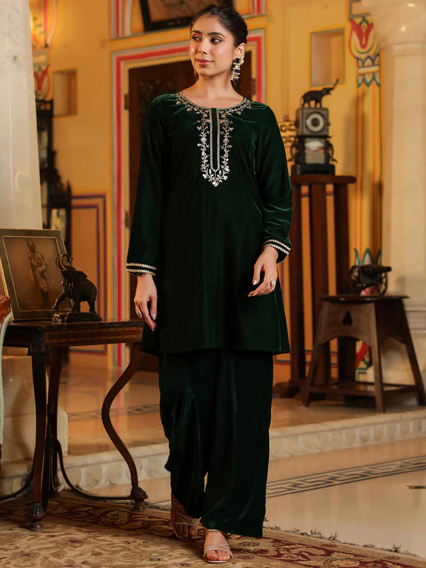 Royal Emerald Green Embroidered Velvet Kurta Set